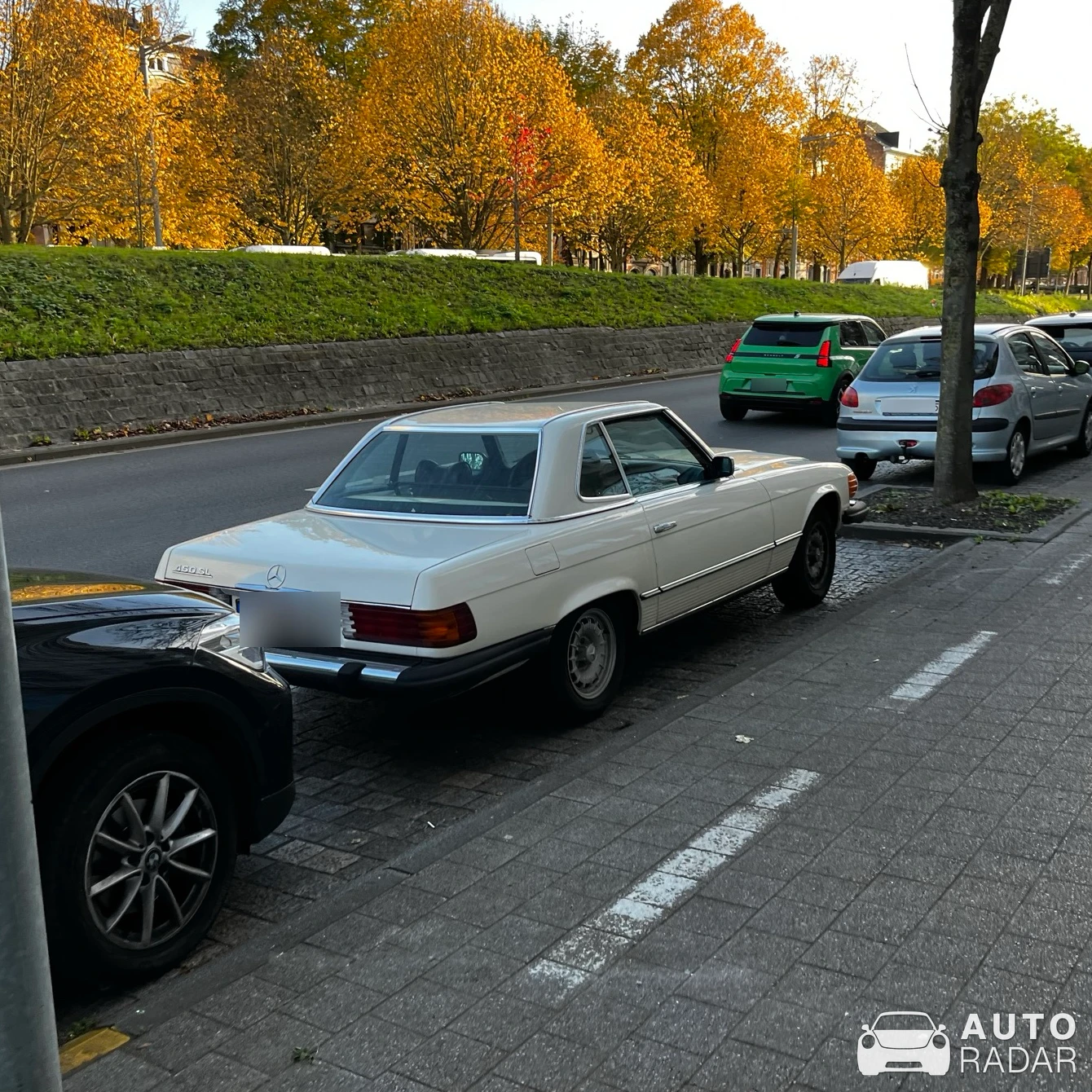 Mercedes-Benz 450 SL spotted in Leuven