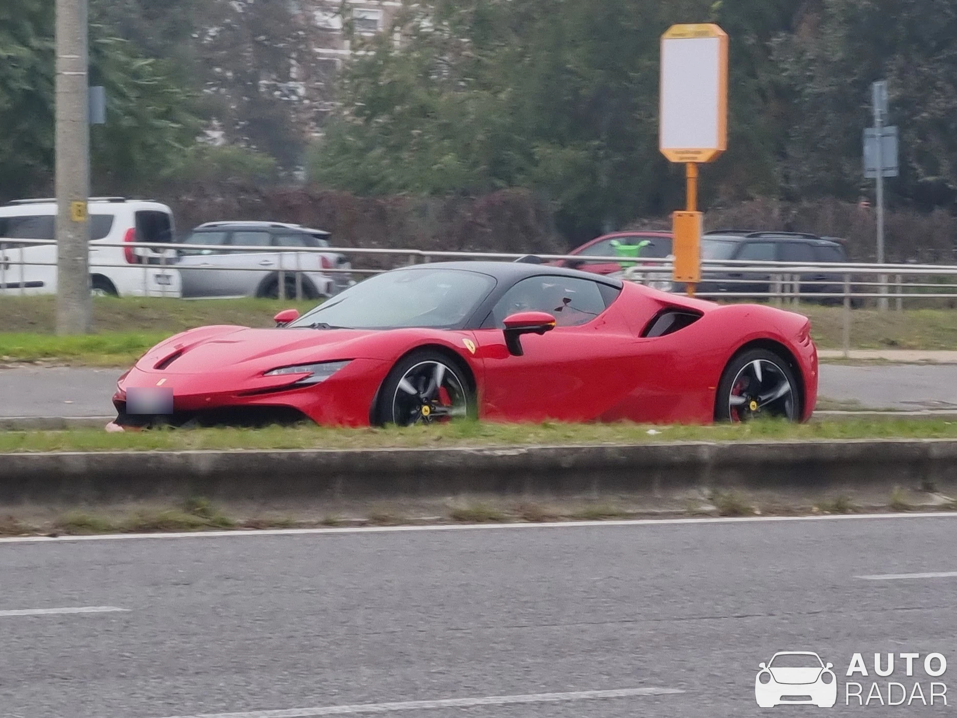 Ferrari SF90 Stradale spotted in Città metropolitana di Milano, Italia