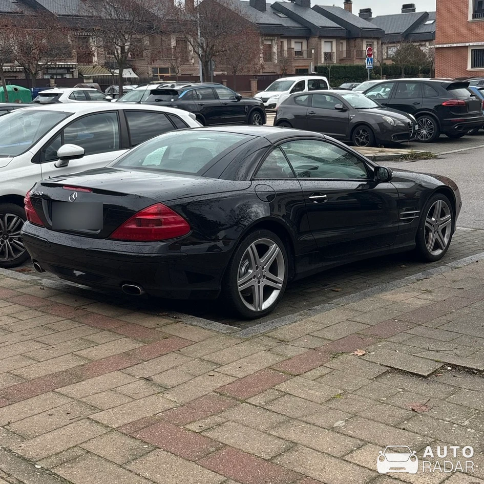 Mercedes-Benz SL 500 R230 spotted in Valladolid, España