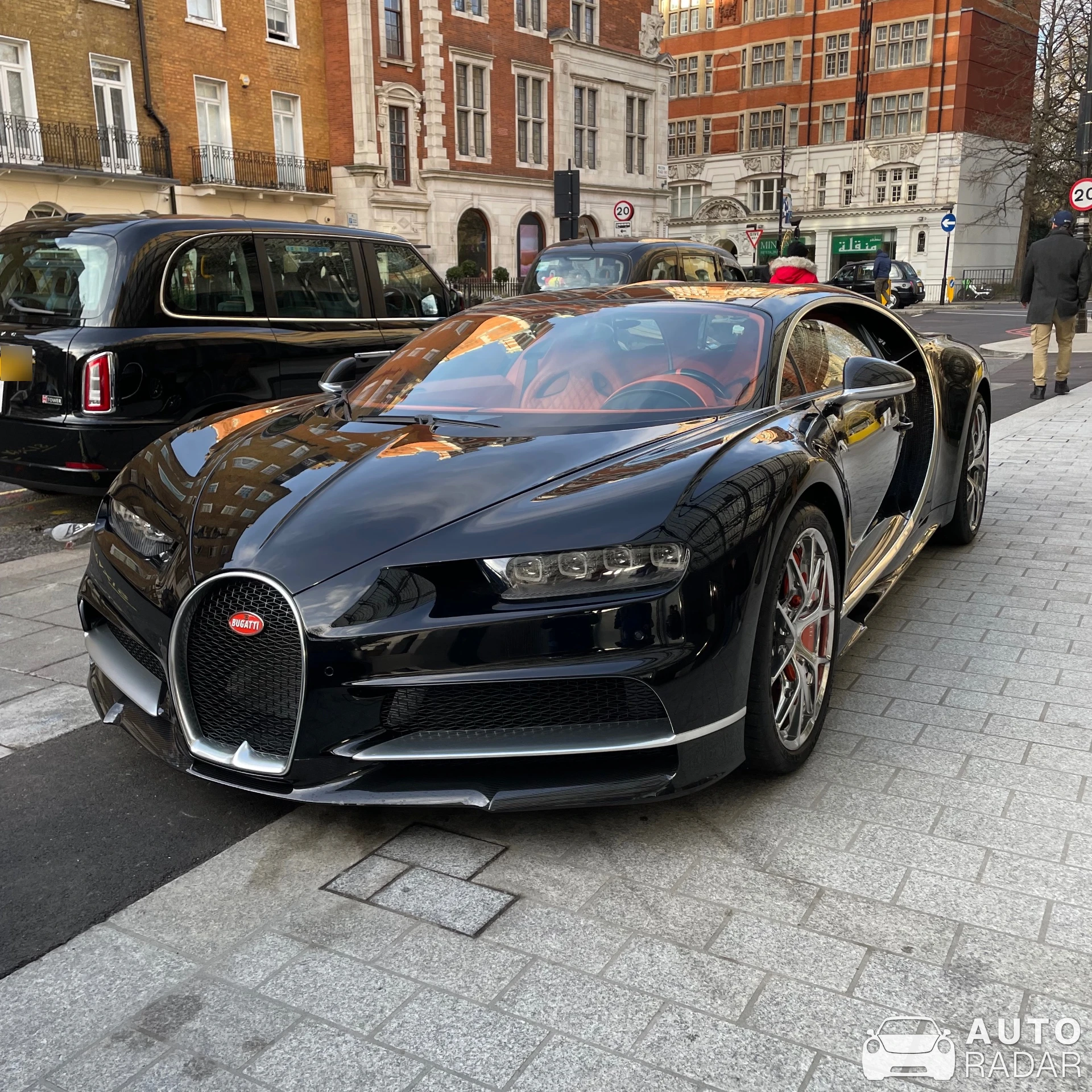 Bugatti Chiron spotted in Greater London, Verenigd Koninkrijk