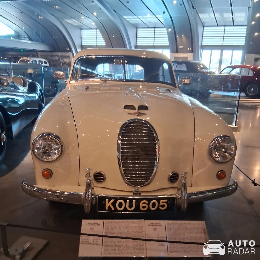 Jowett Jupiter Abbott Coupé spotted in Athina