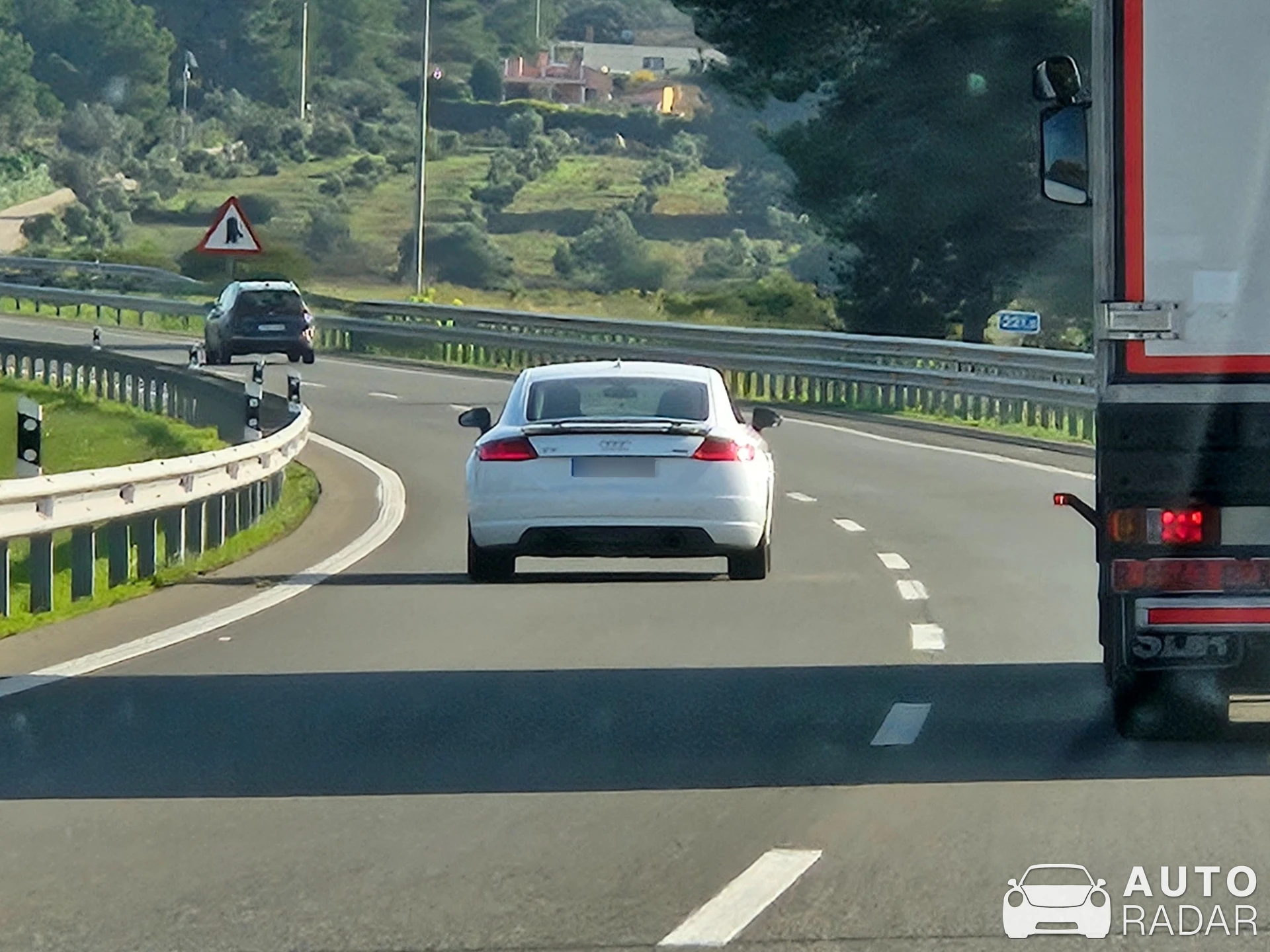 Audi TT 8S spotted in La Pineda de Santa Cristina, España
