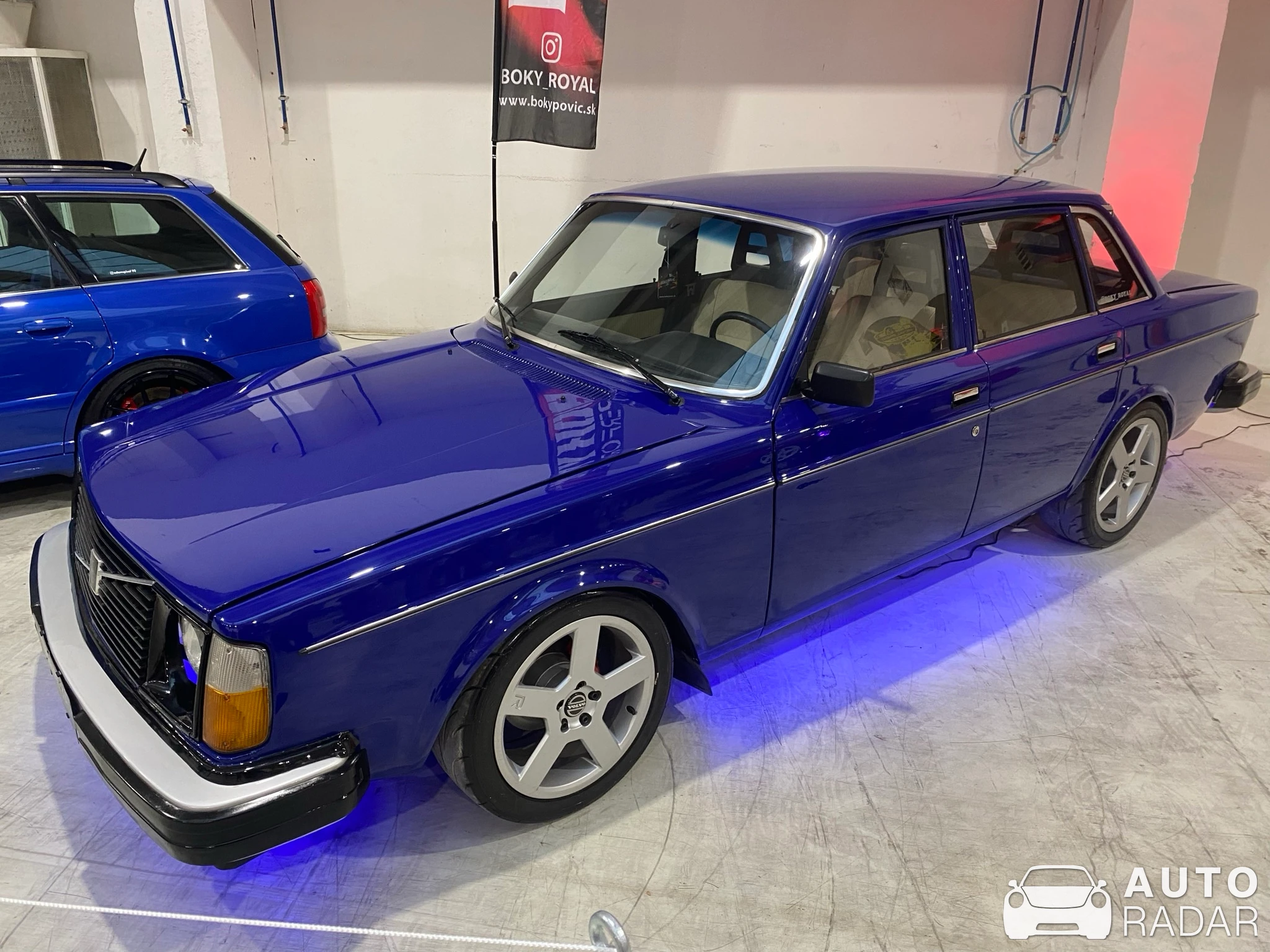 Volvo 244 DL spotted