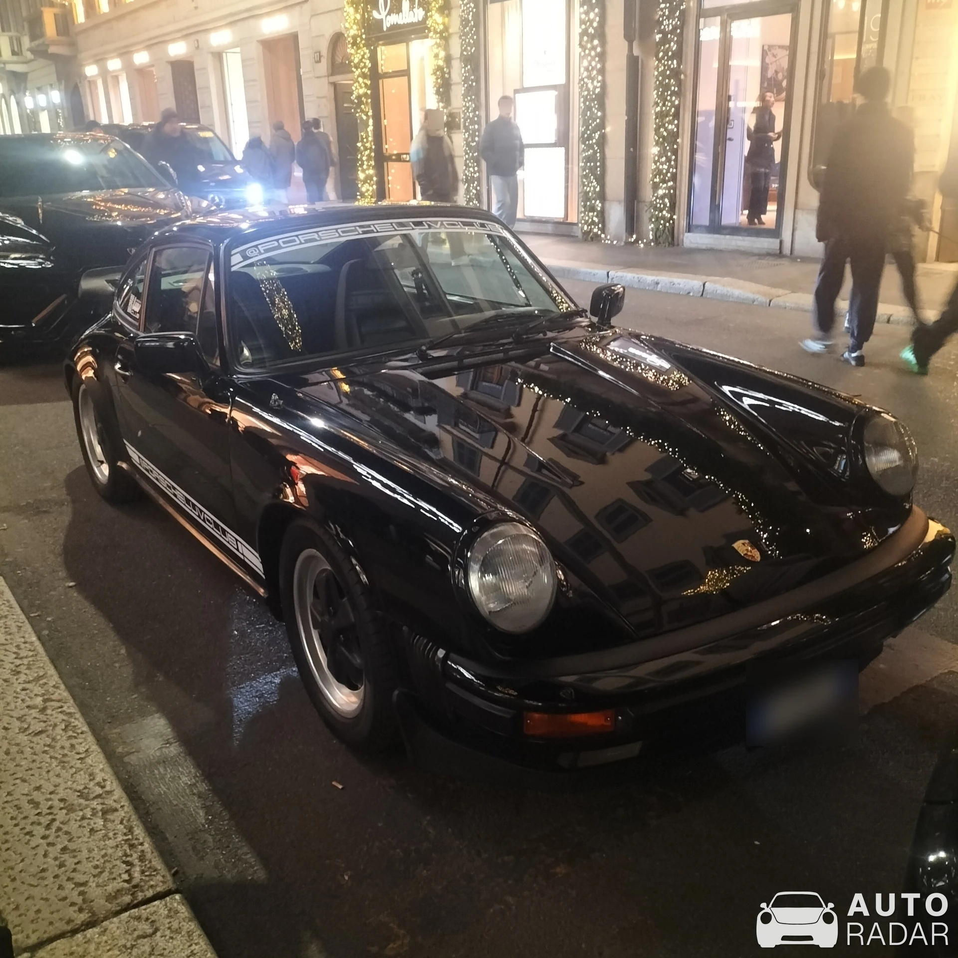 Porsche 911 SC spotted in Milano, Italy