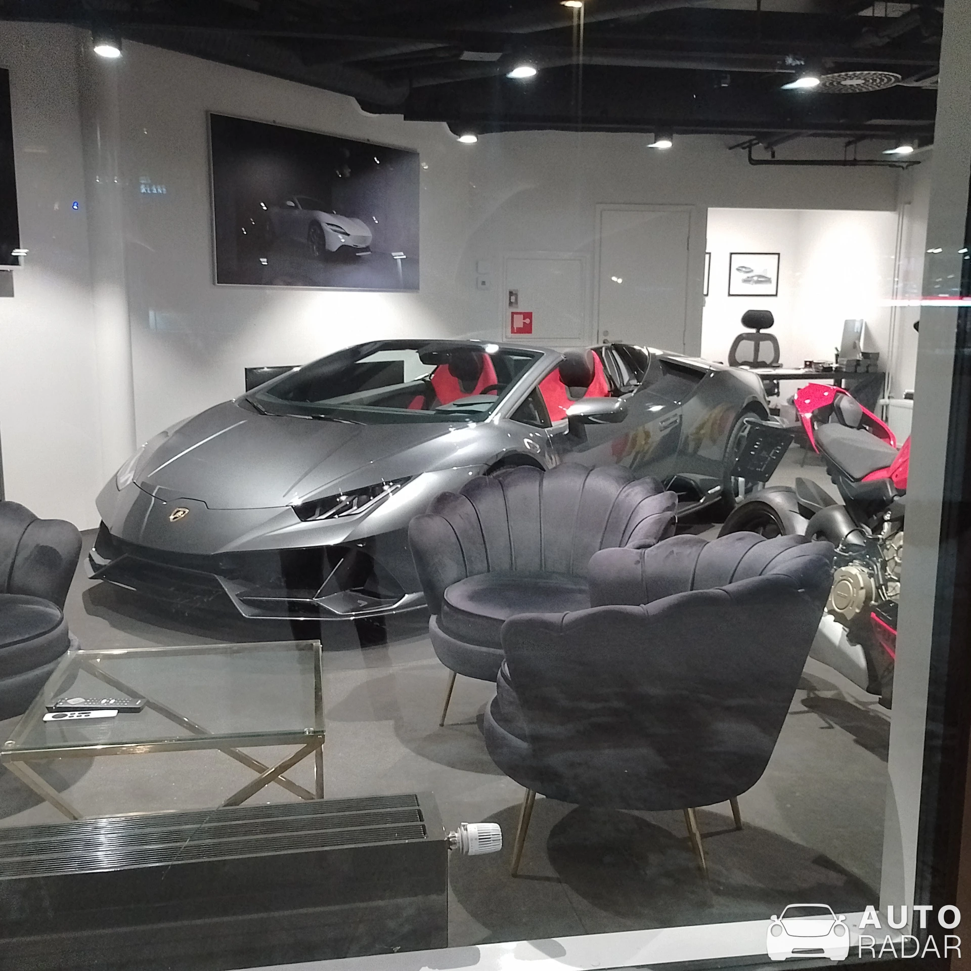 Lamborghini Huracán LP640-4 EVO Spyder spotted in Espoo, Finland