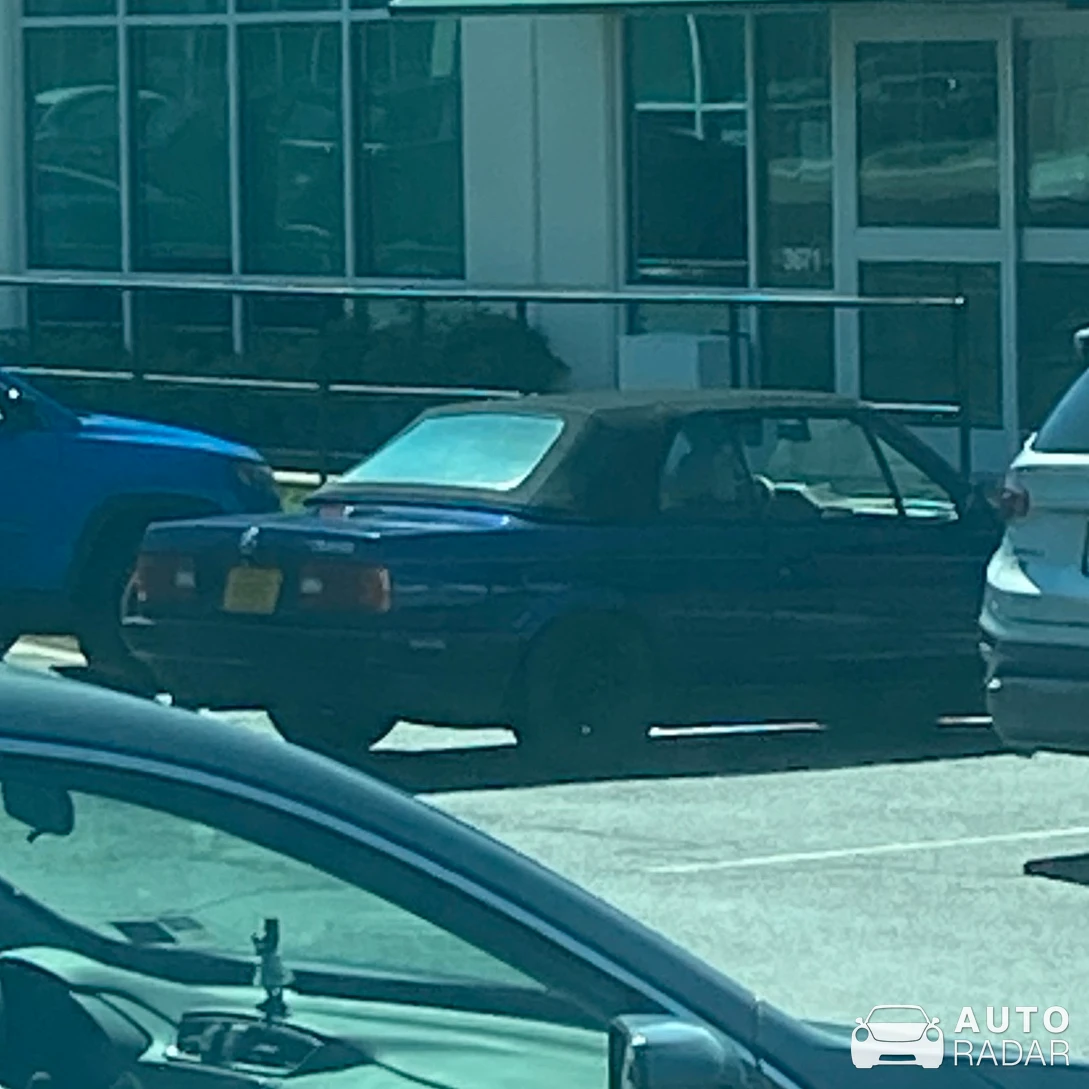 BMW 3 Series E30 Cabriolet spotted in Dumfries