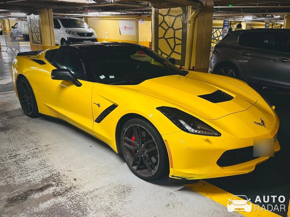 Chevrolet Corvette C7 Stingray spotted in Paris, France