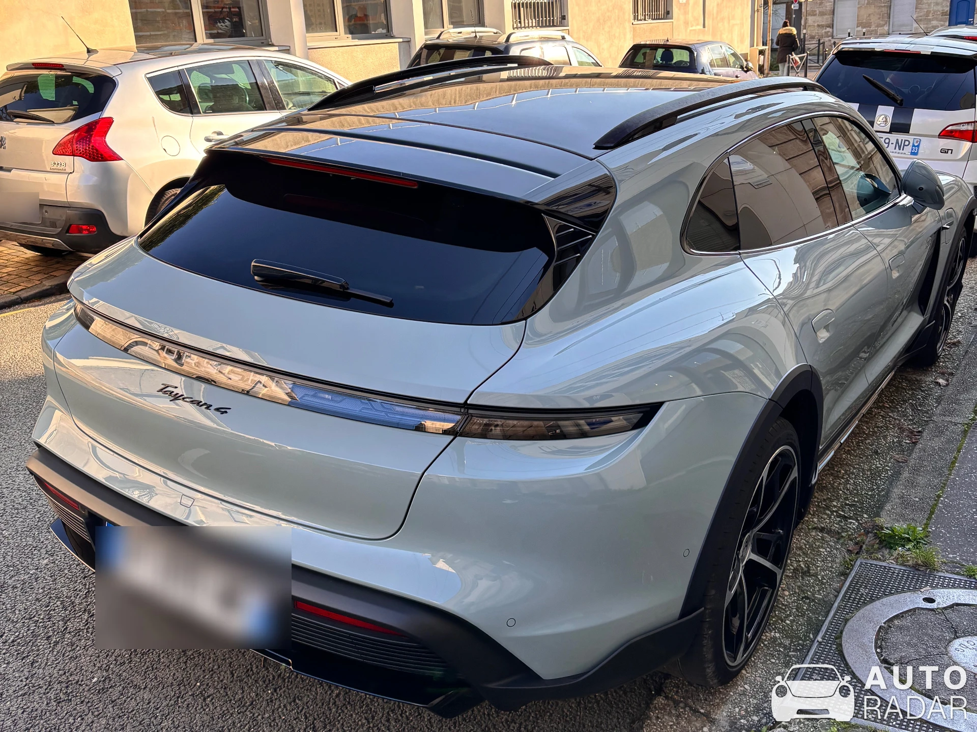 Porsche Taycan 4 Cross Turismo spotted in Bordeaux, France