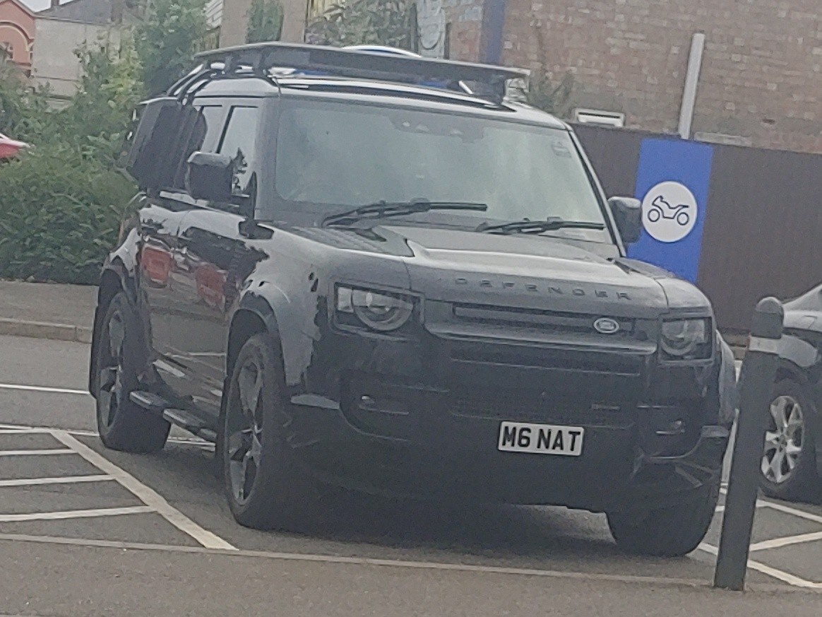 Land Rover Discovery 2020