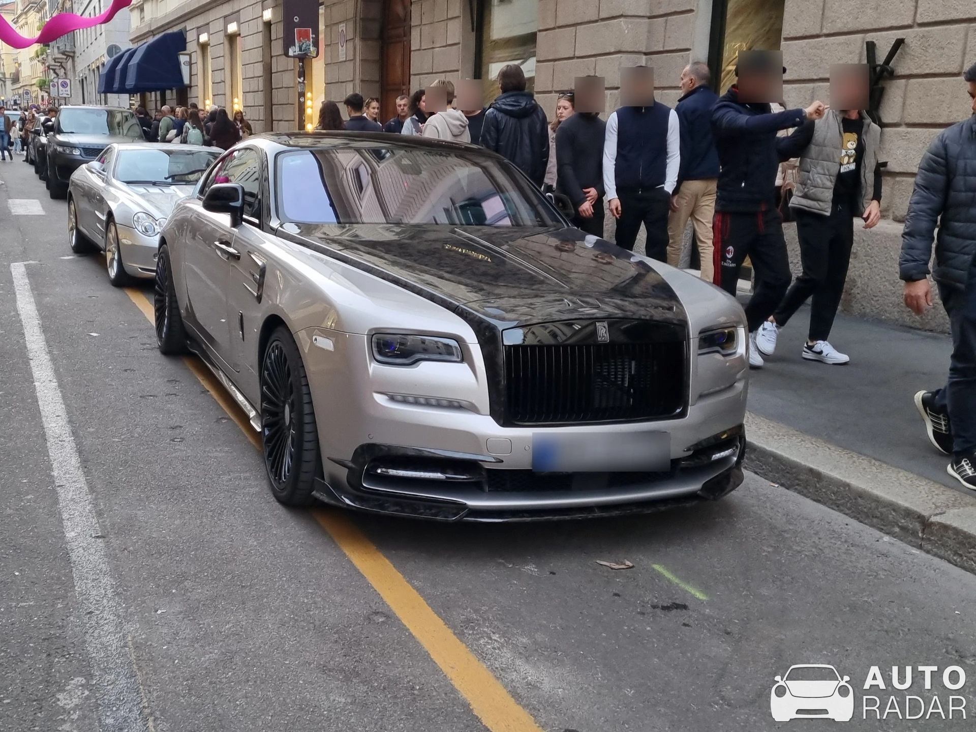 Rolls-Royce Wraith Black Badge Mansory spotted in Milano