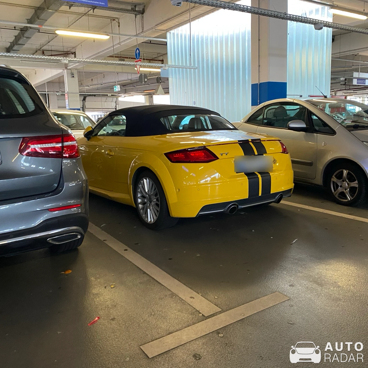 Audi TT-RS Roadster spotted in Köln, Deutschland
