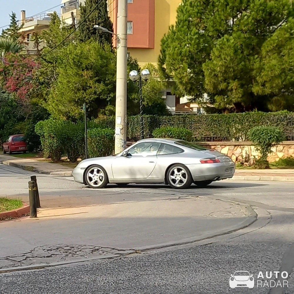 Porsche 996 Carrera spotted in Voula, Greece