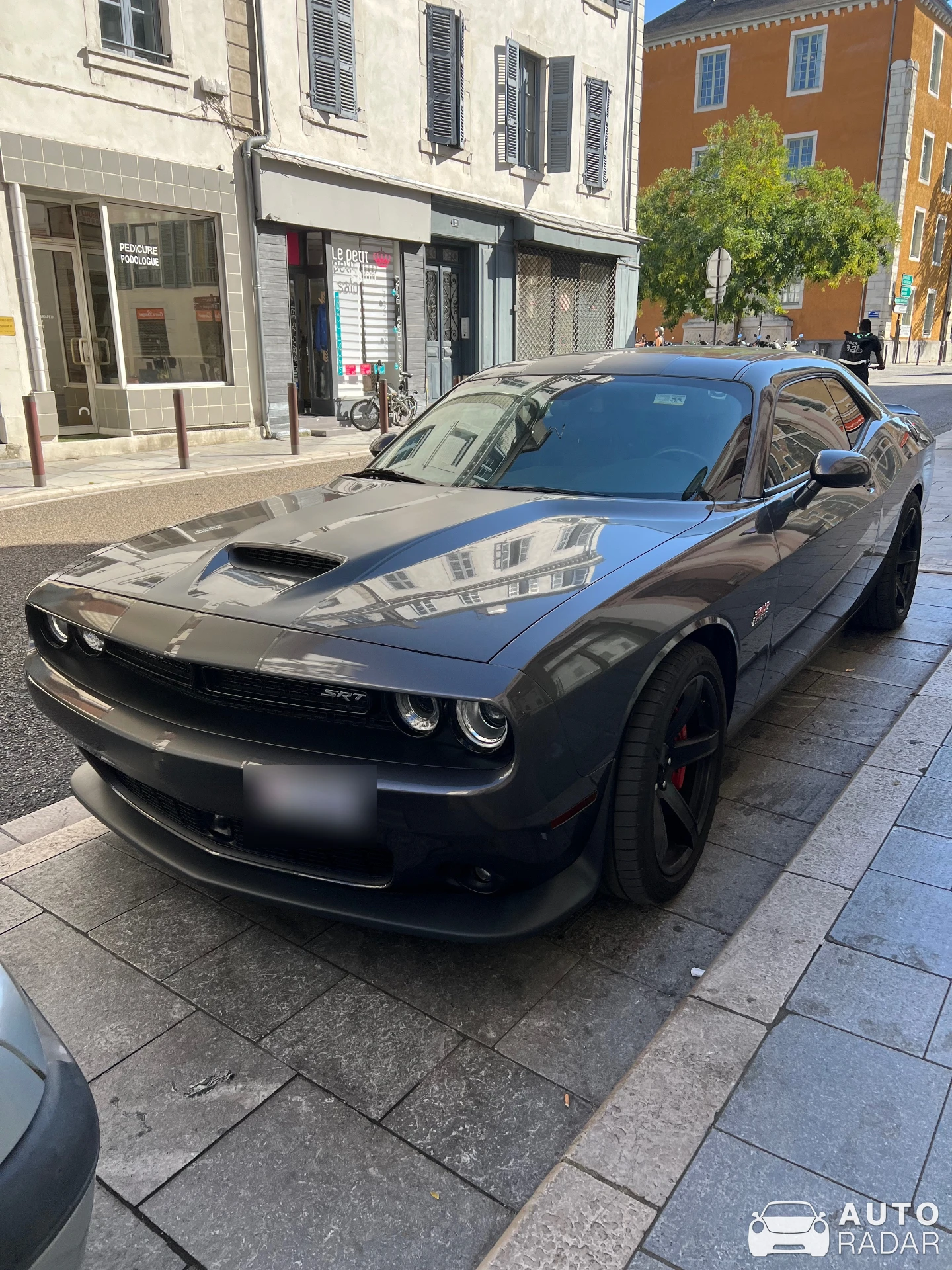 Dodge Challenger SRT Hellcat spotted in Pau, France