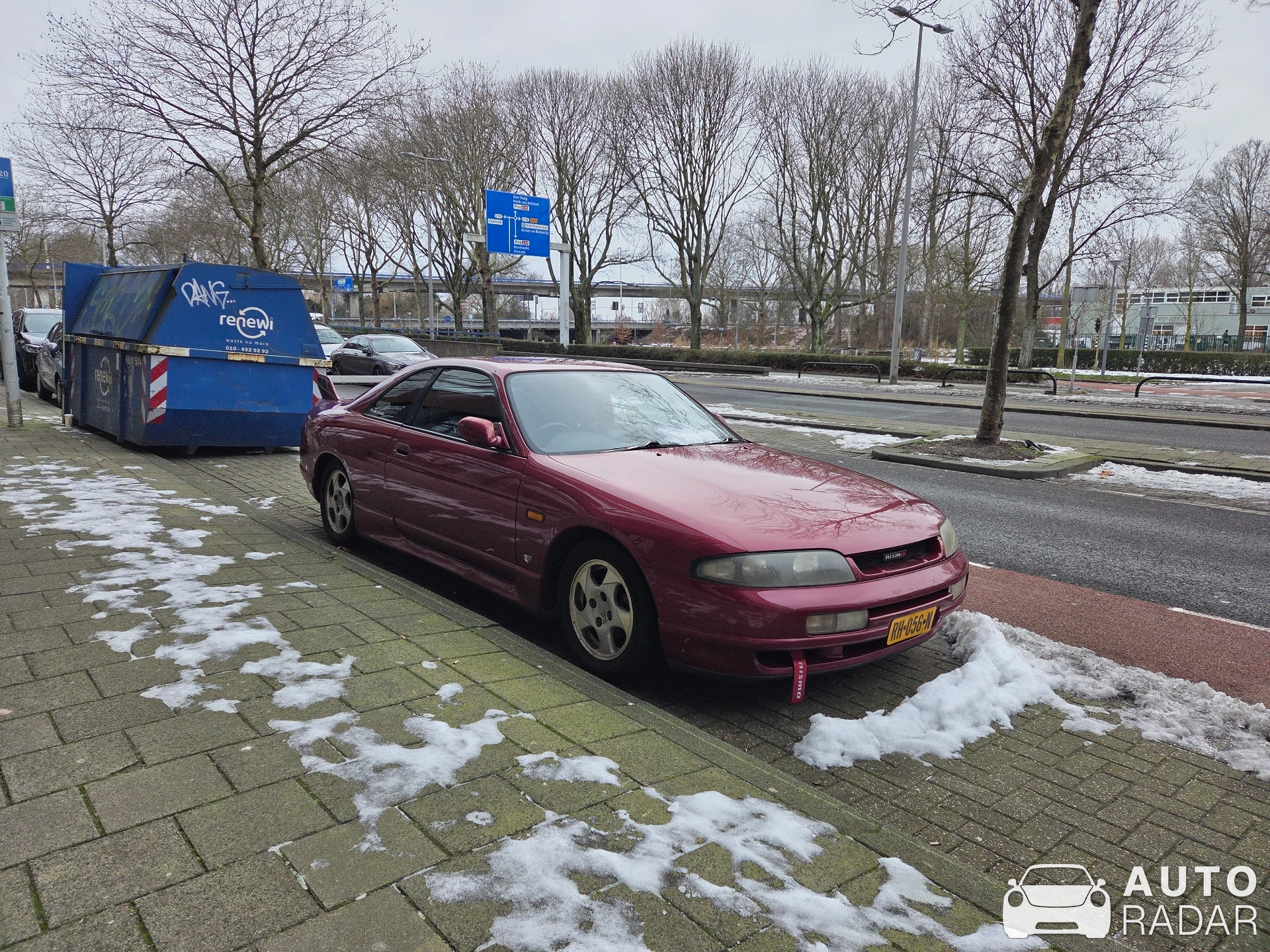 Nissan Skyline R33 spotted in Rotterdam, Netherlands