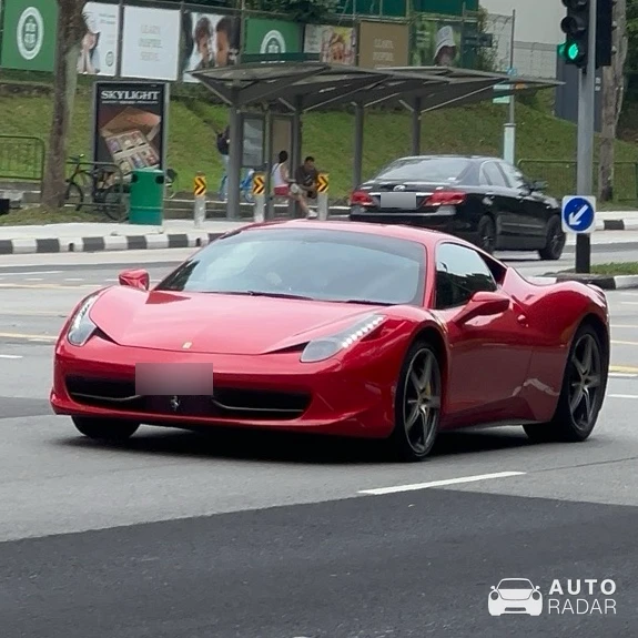 Ferrari 458 Italia spotted in Singapore, Singapore