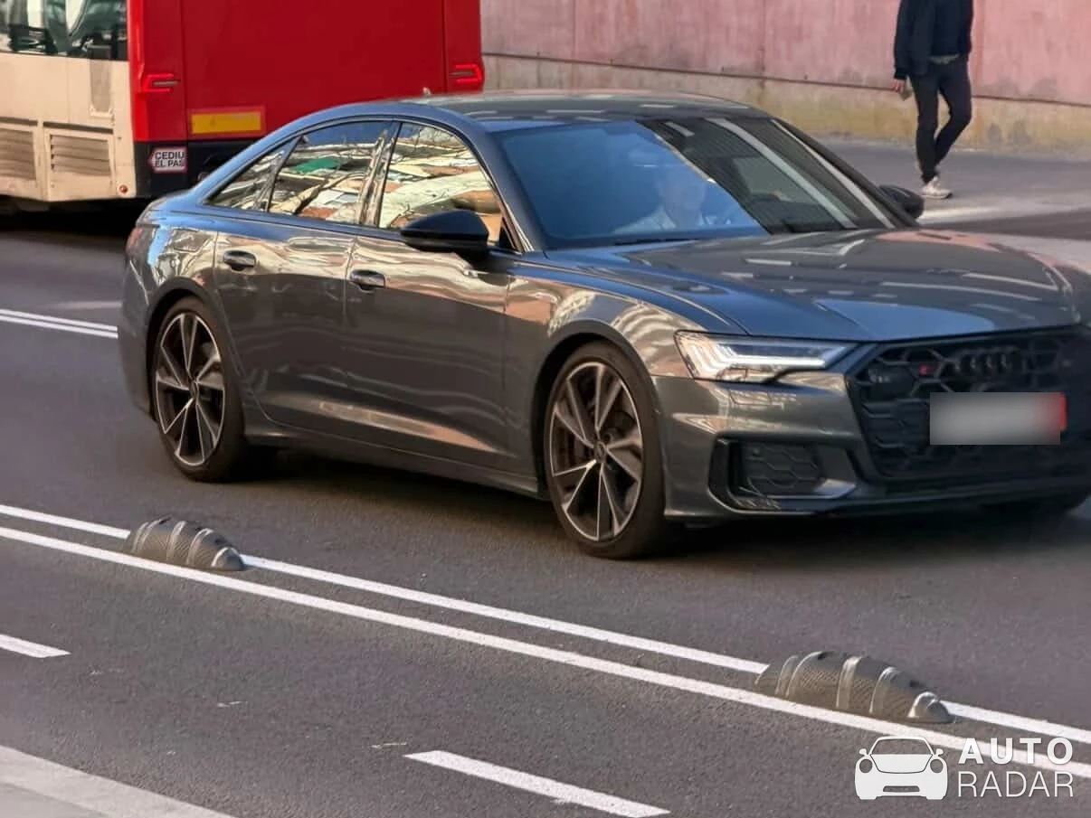 Audi S6 Sedan C8 spotted in Barcelona