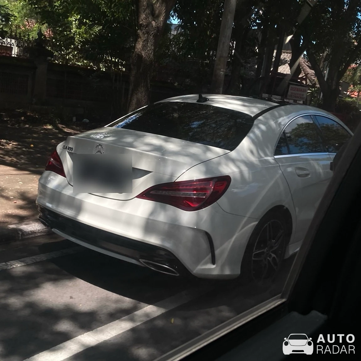 Mercedes-Benz CLA-Klasse C117 spotted in Denpasar