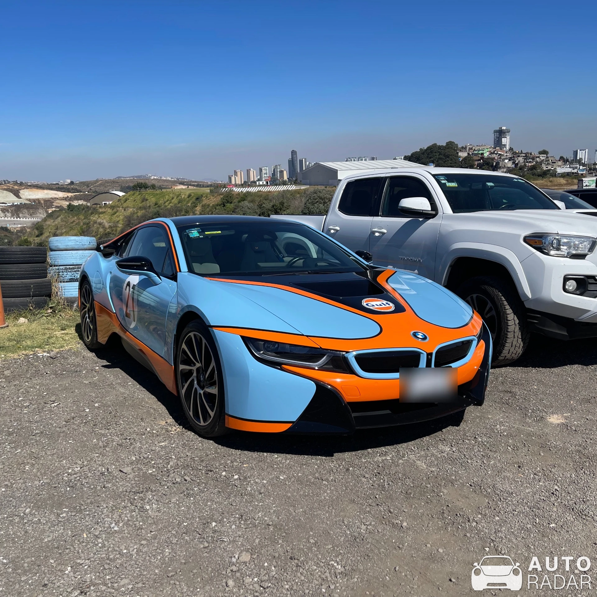 BMW i8 spotted in Paraje Trejo, México