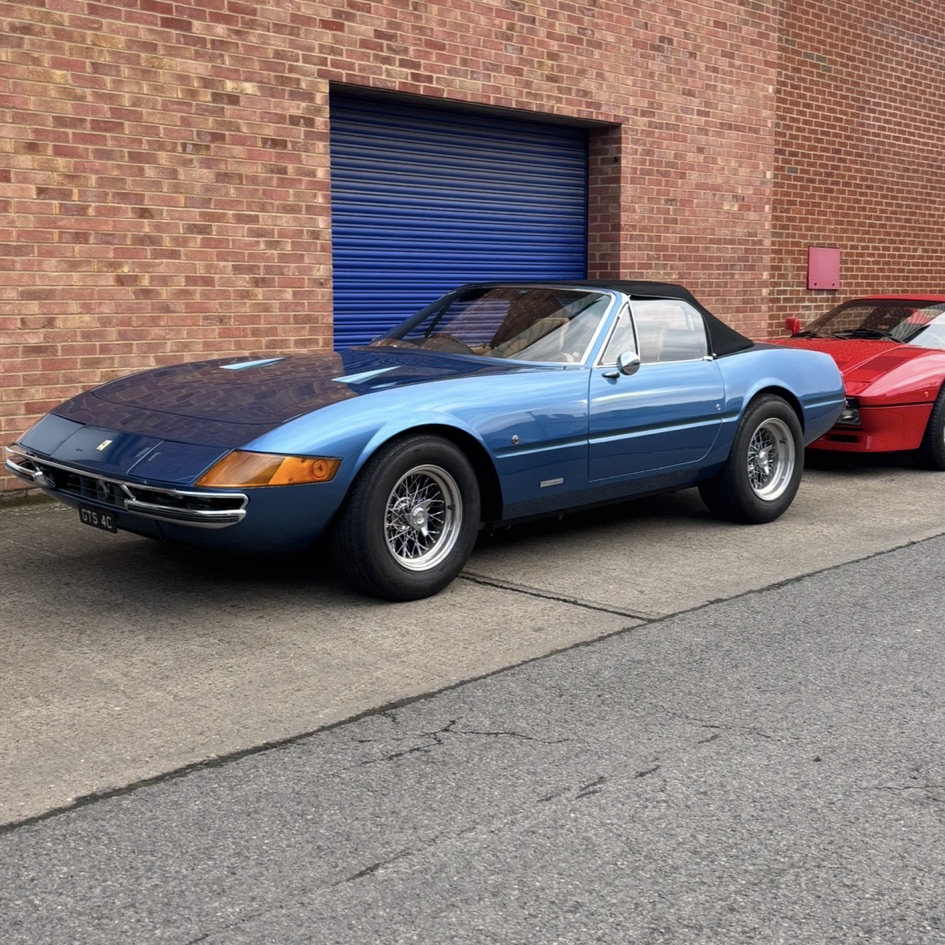 Ferrari 365 GTS/4 Daytona