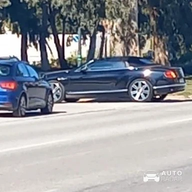Bentley Continental GTC spotted in Γλυφάδα, Ελλάδα