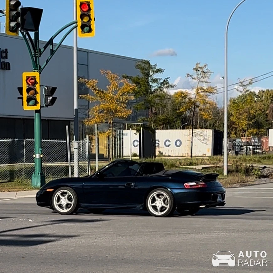 Porsche 996 Carrera Cabriolet spotted in Terrebonne, Canada
