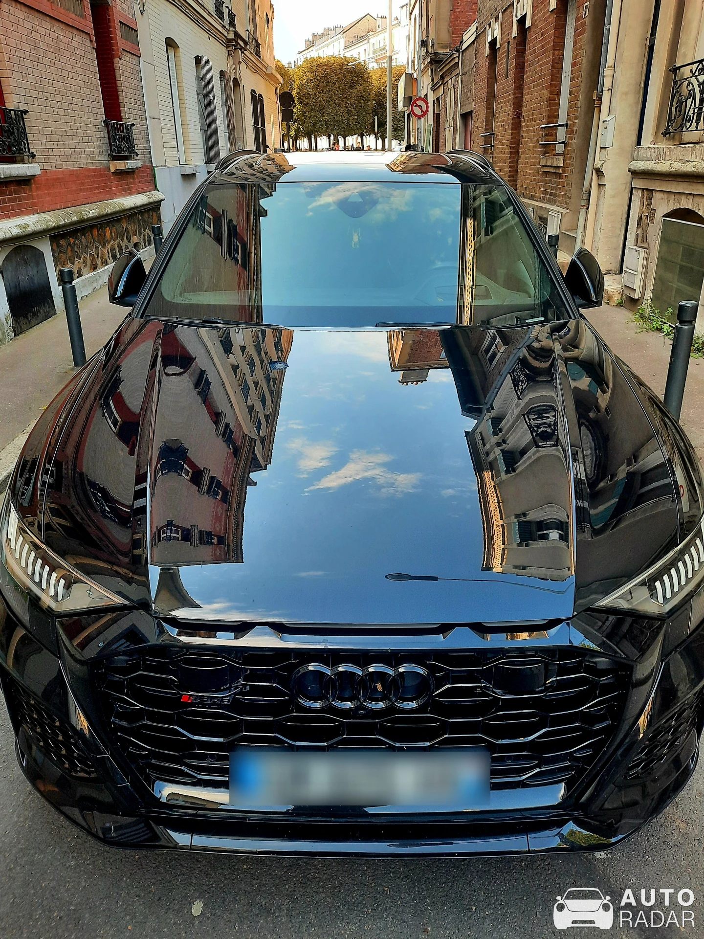 Audi RS Q8 spotted in Saint-Denis, France