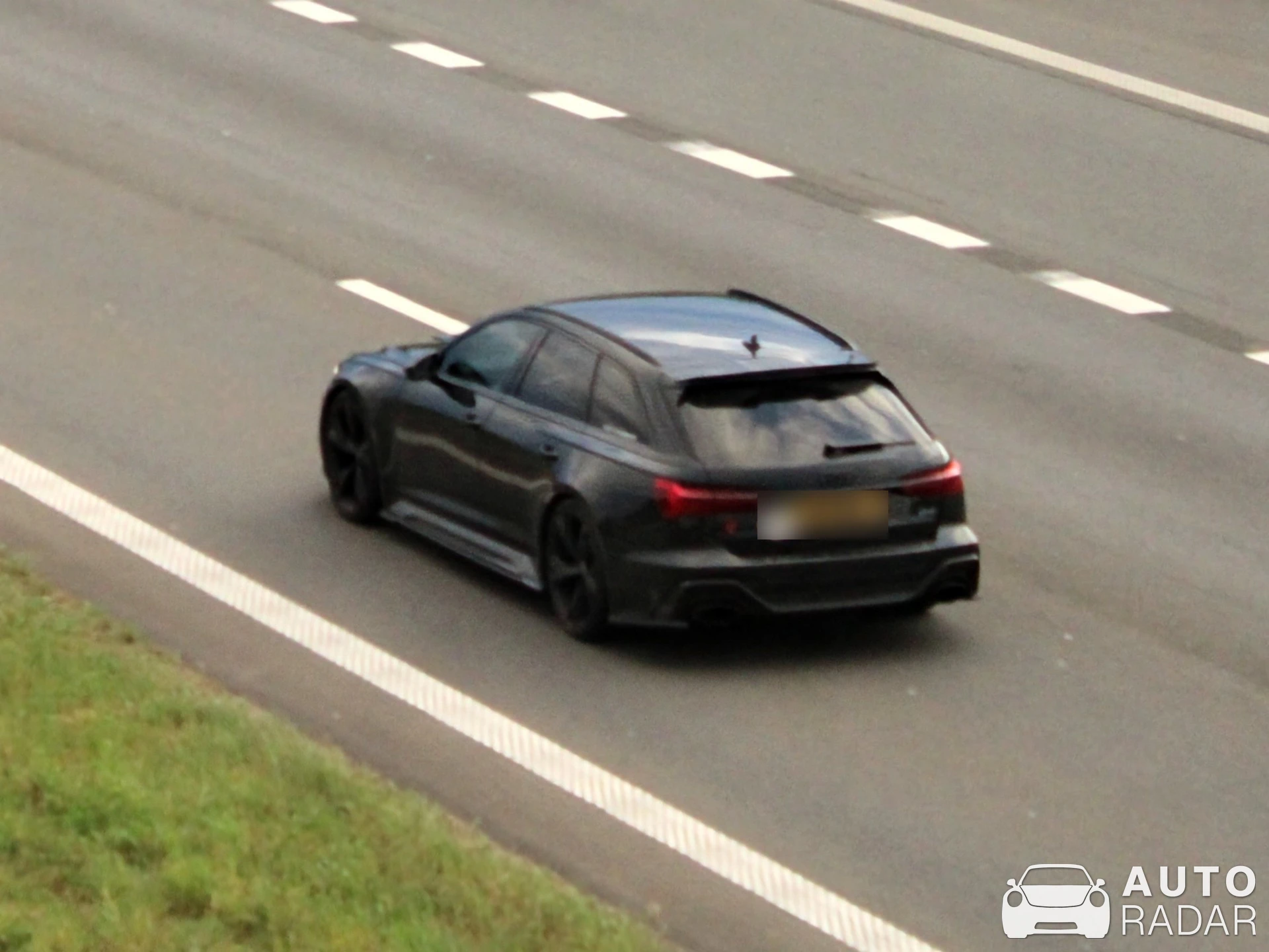 Audi RS6 Avant C8 MRC spotted in Brecht