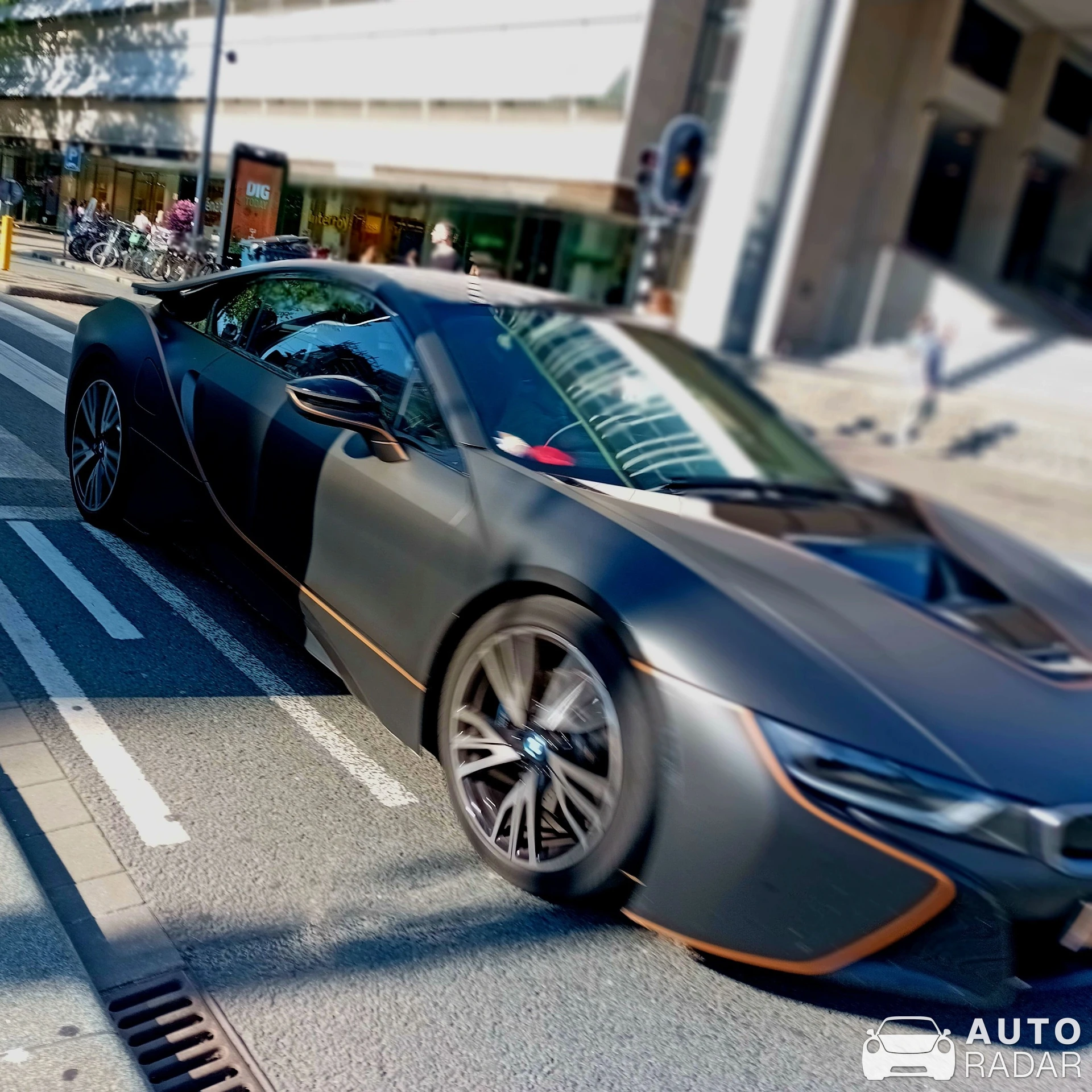 BMW i8 Protonic Frozen Black Edition spotted in Rotterdam