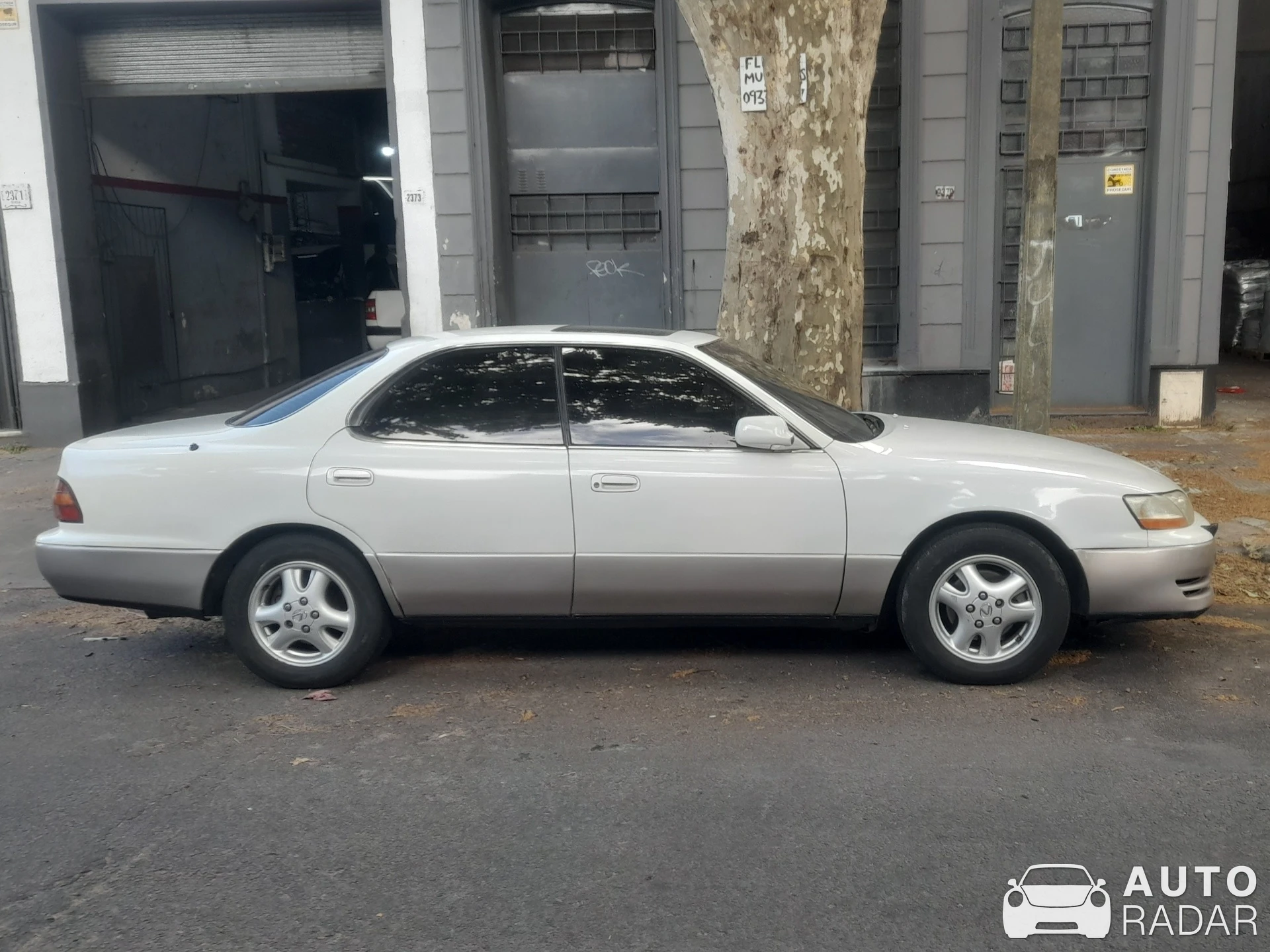 Lexus GS 300 spotted in Montevideo, Uruguay