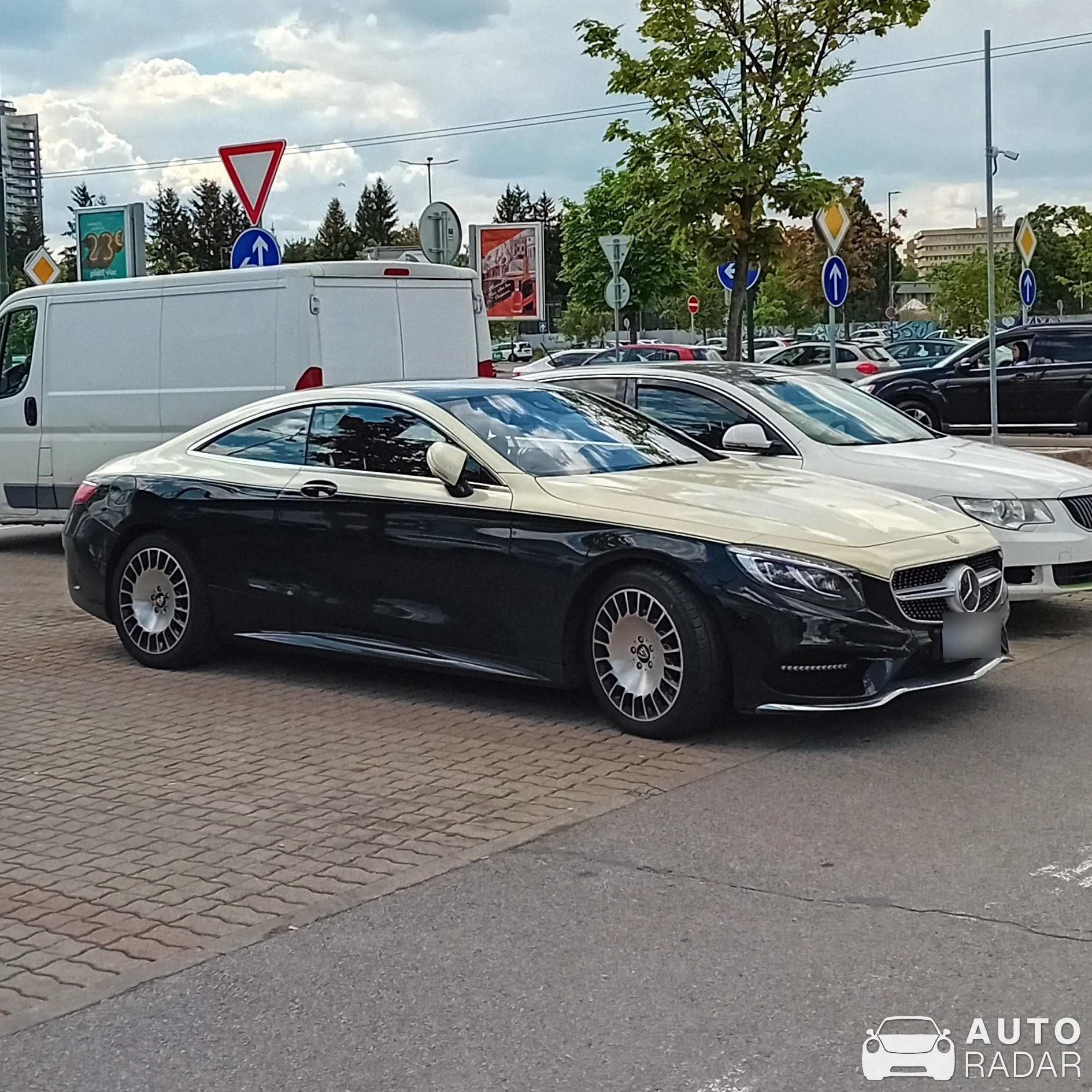 Mercedes-Maybach S 650 spotted in Žilina