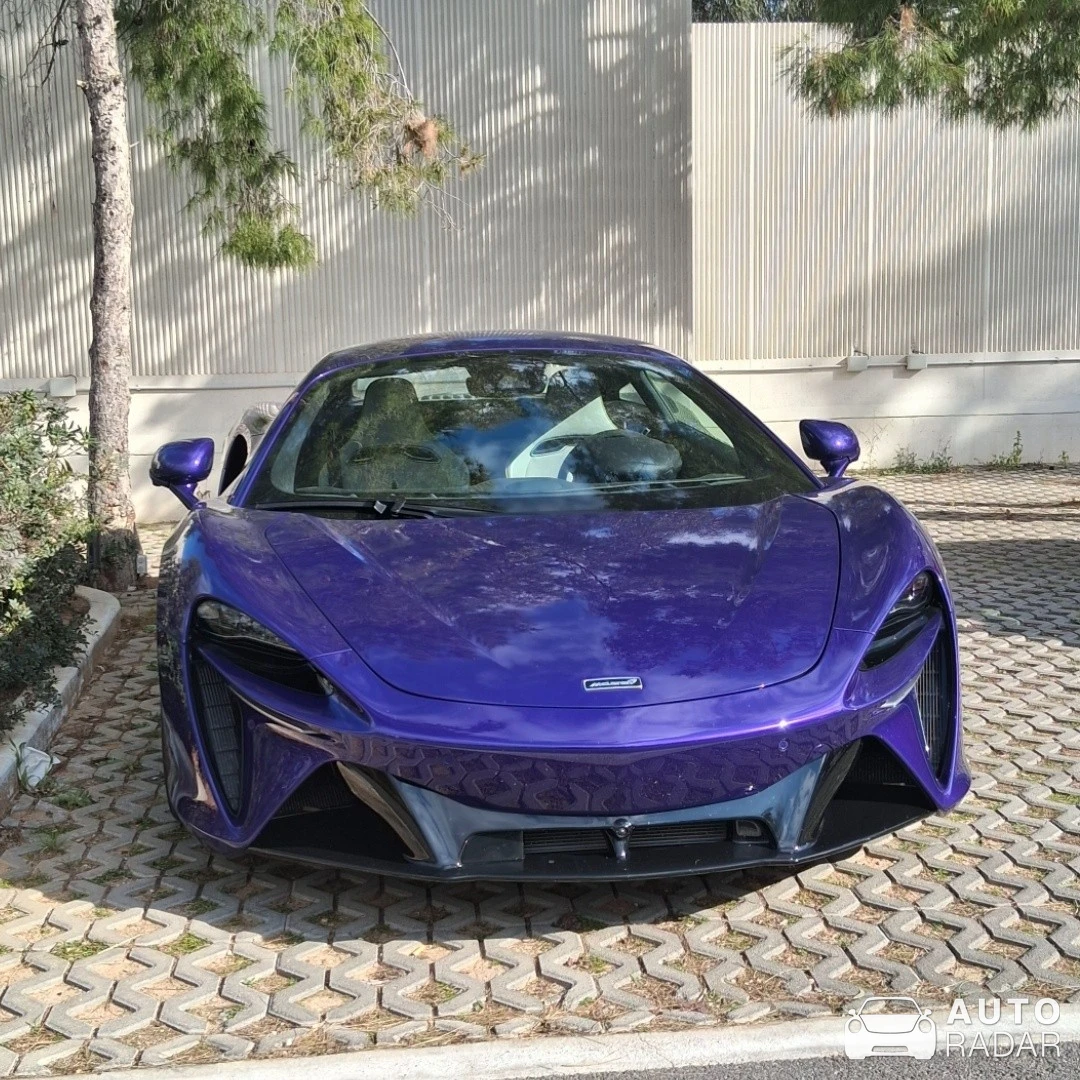 McLaren Artura spotted in Glyfada, Greece