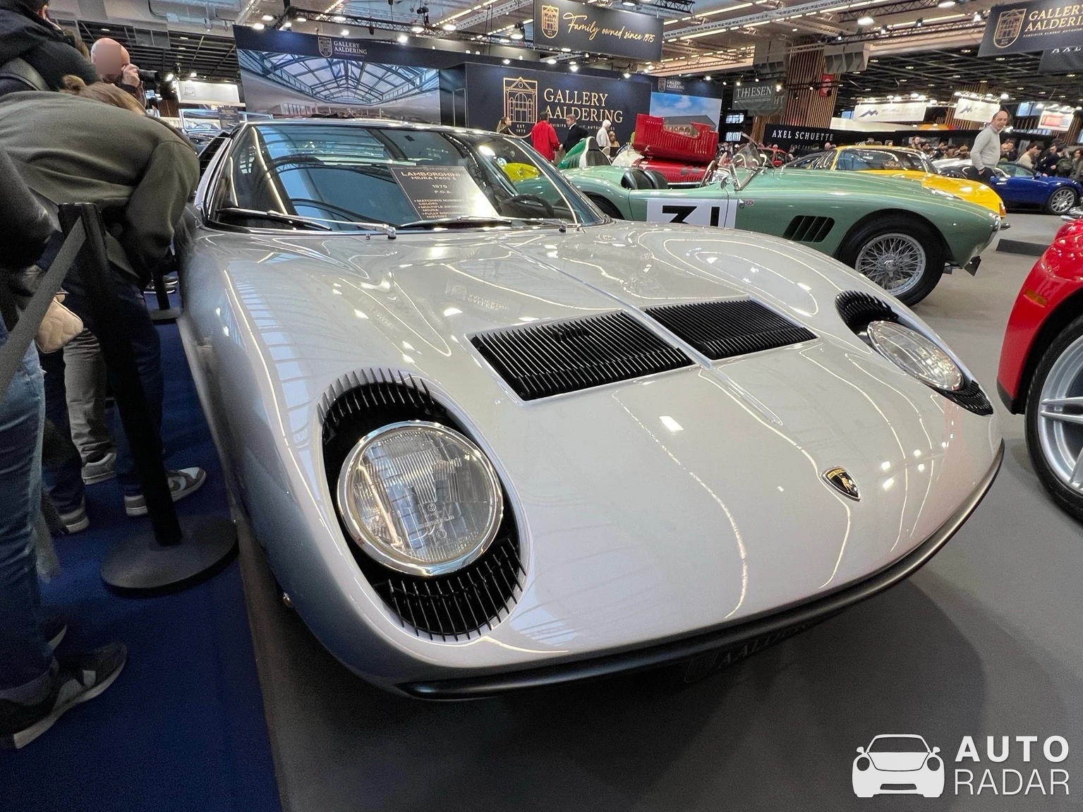 Lamborghini Miura P400 S spotted in Paris, France