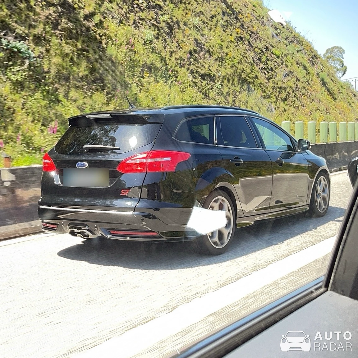 Ford Focus ST Estate 2015 spotted
