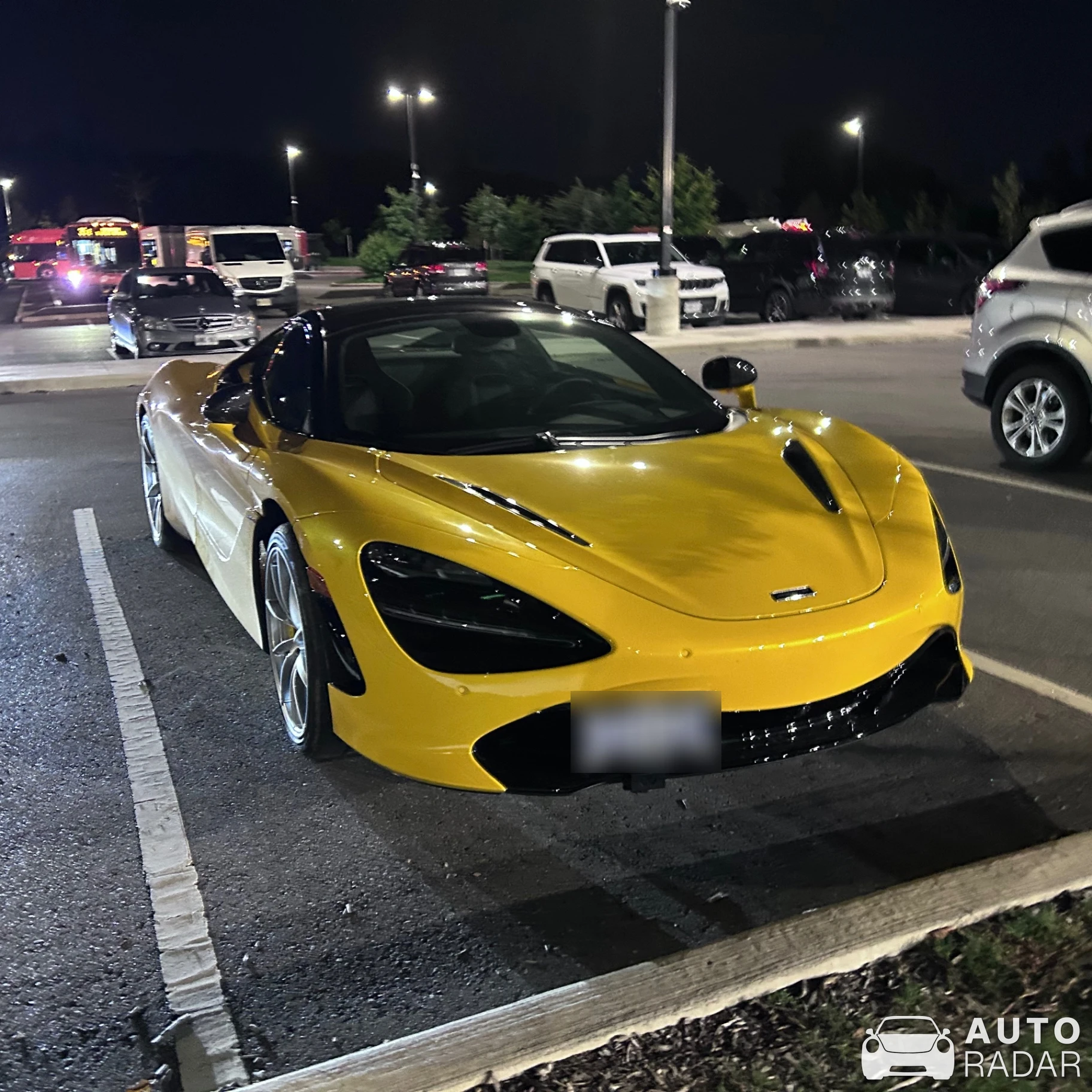 McLaren 720S Spider spotted in Mississauga, Canada