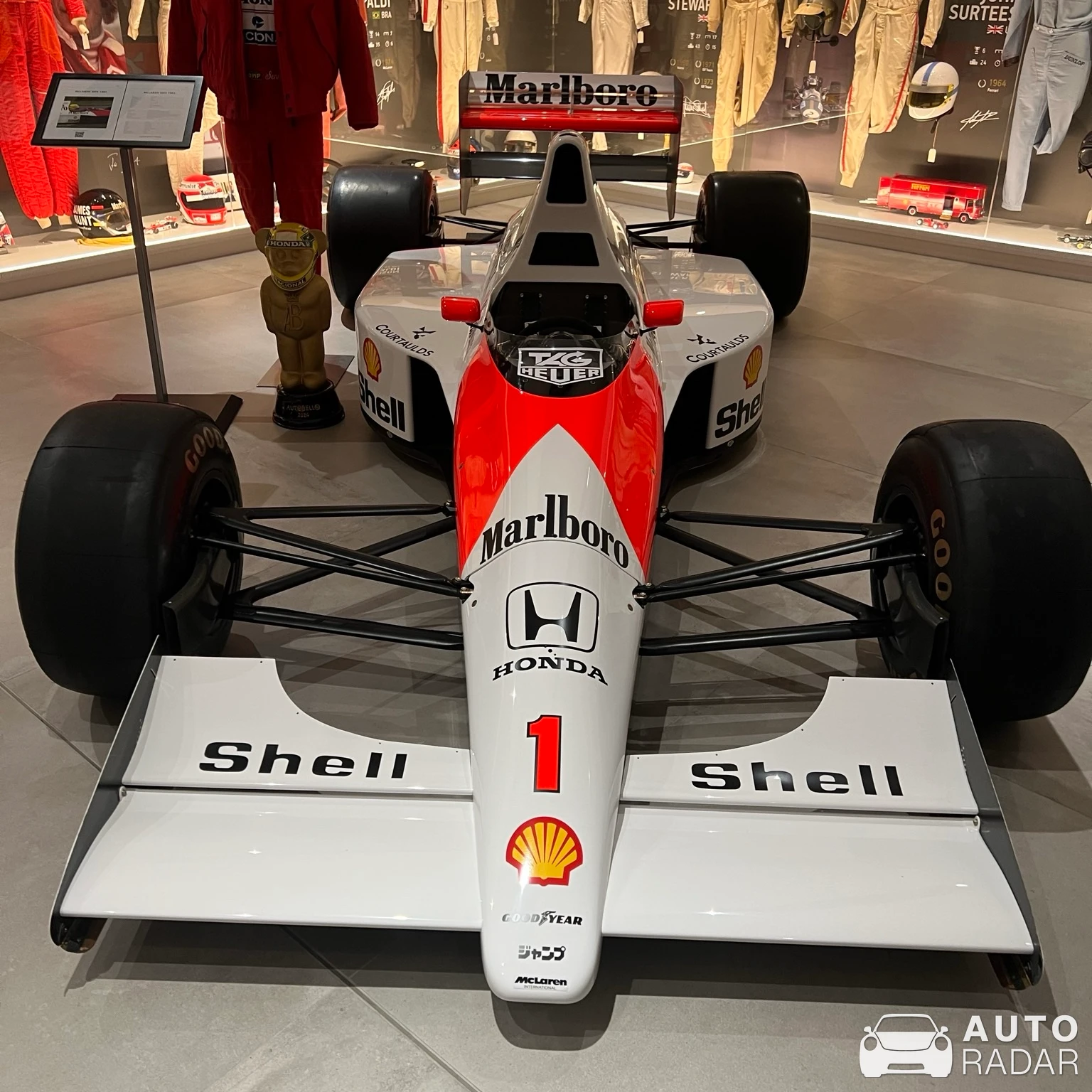 McLaren MP4/6 spotted in L'Hospitalet de Llobregat, España