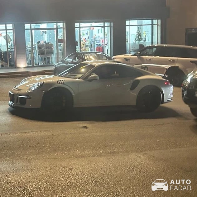 Porsche 991 GT3 RS MkI spotted in المتن, Lebanon