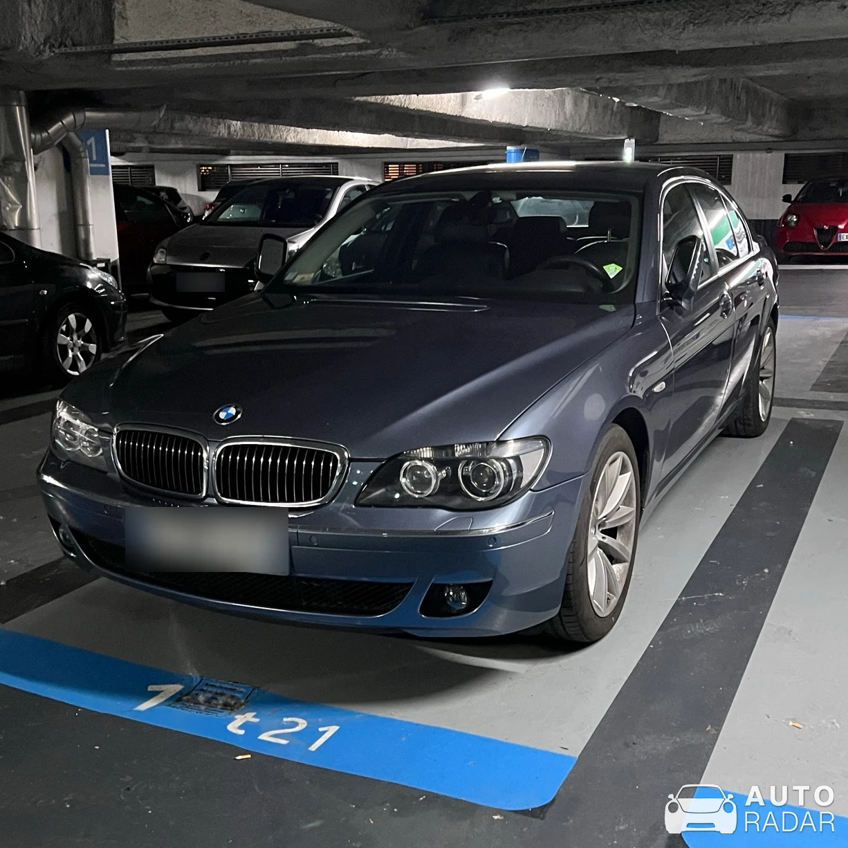 BMW 7 Series E38 spotted in Grenoble