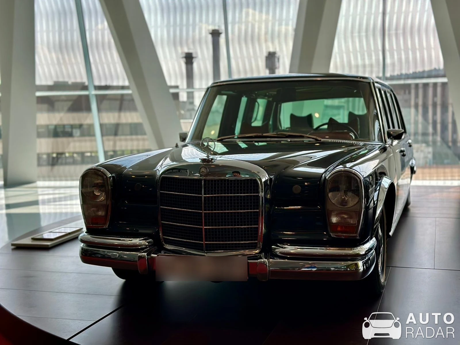 Mercedes-Benz 600 spotted in Stuttgart