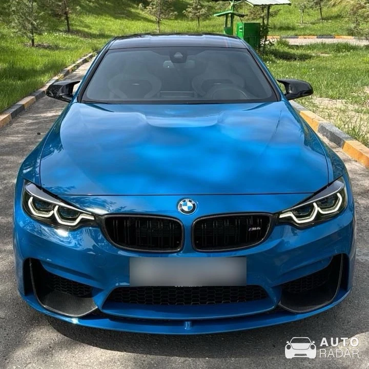 BMW M4 F82 Coupé Edition ///M Heritage spotted