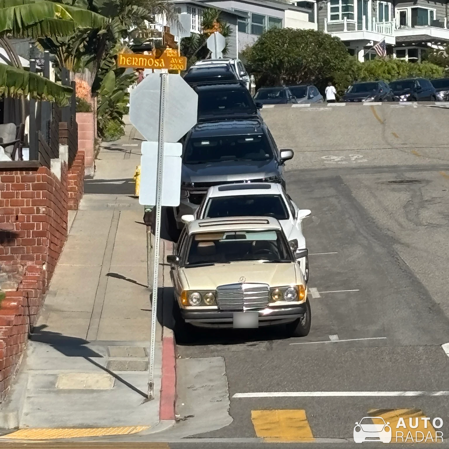 Mercedes-Benz 230E W123 spotted in Hermosa Beach, United States