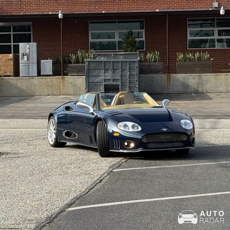 Spyker C8 Spyder SWB spotted in Los Angeles