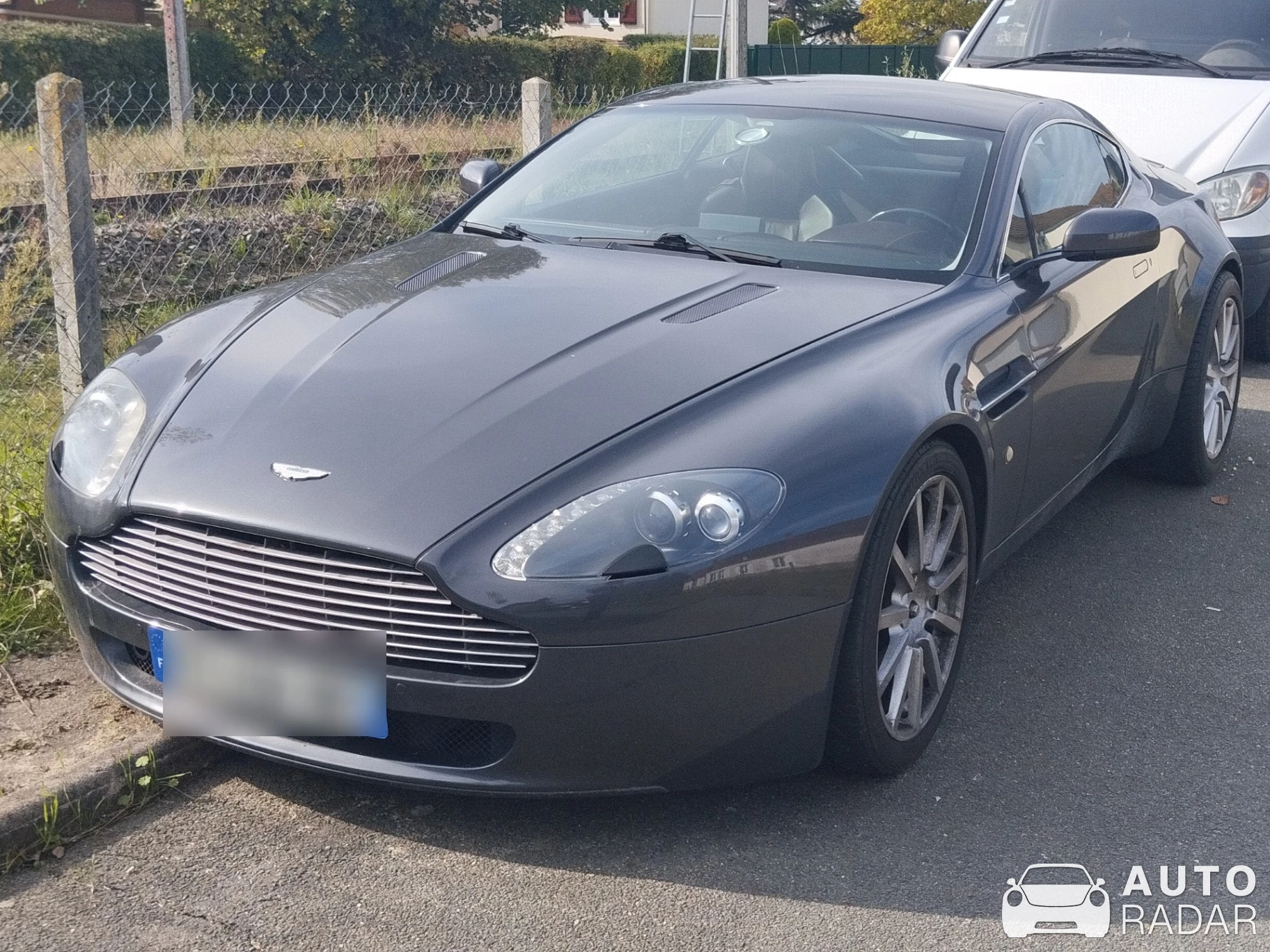 Aston Martin V8 Vantage spotted in Fleury-les-Aubrais, France