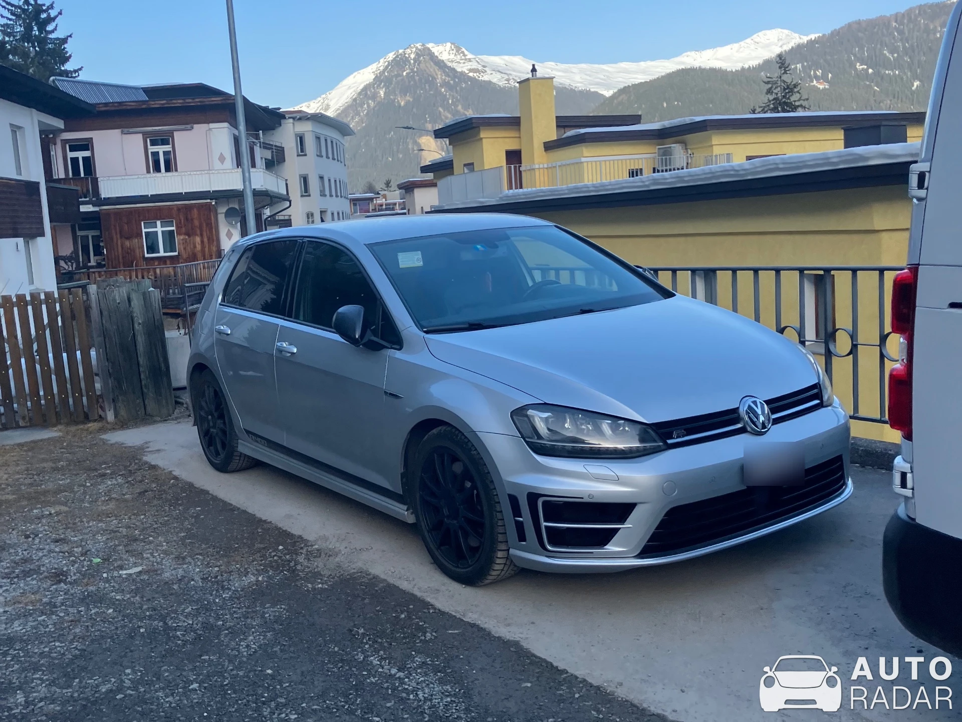 Volkswagen Golf VII R400 spotted in Davos