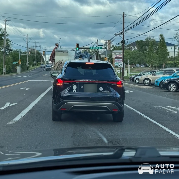 Lexus RX 450h spotted in New Hope