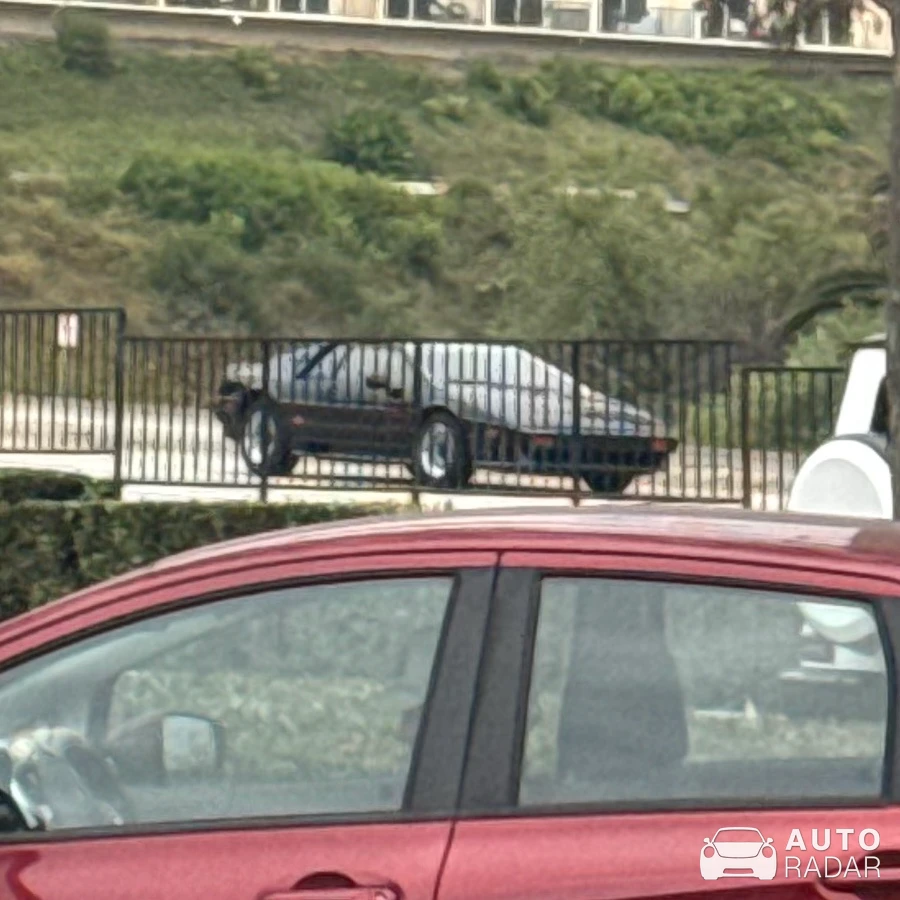 Lotus Esprit S1 spotted in Malibu