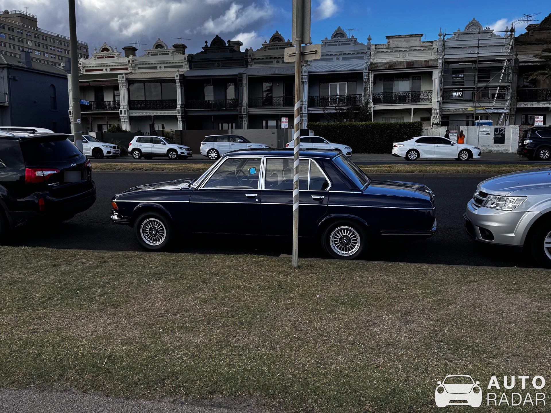 BMW 2500 spotted in Albert Park