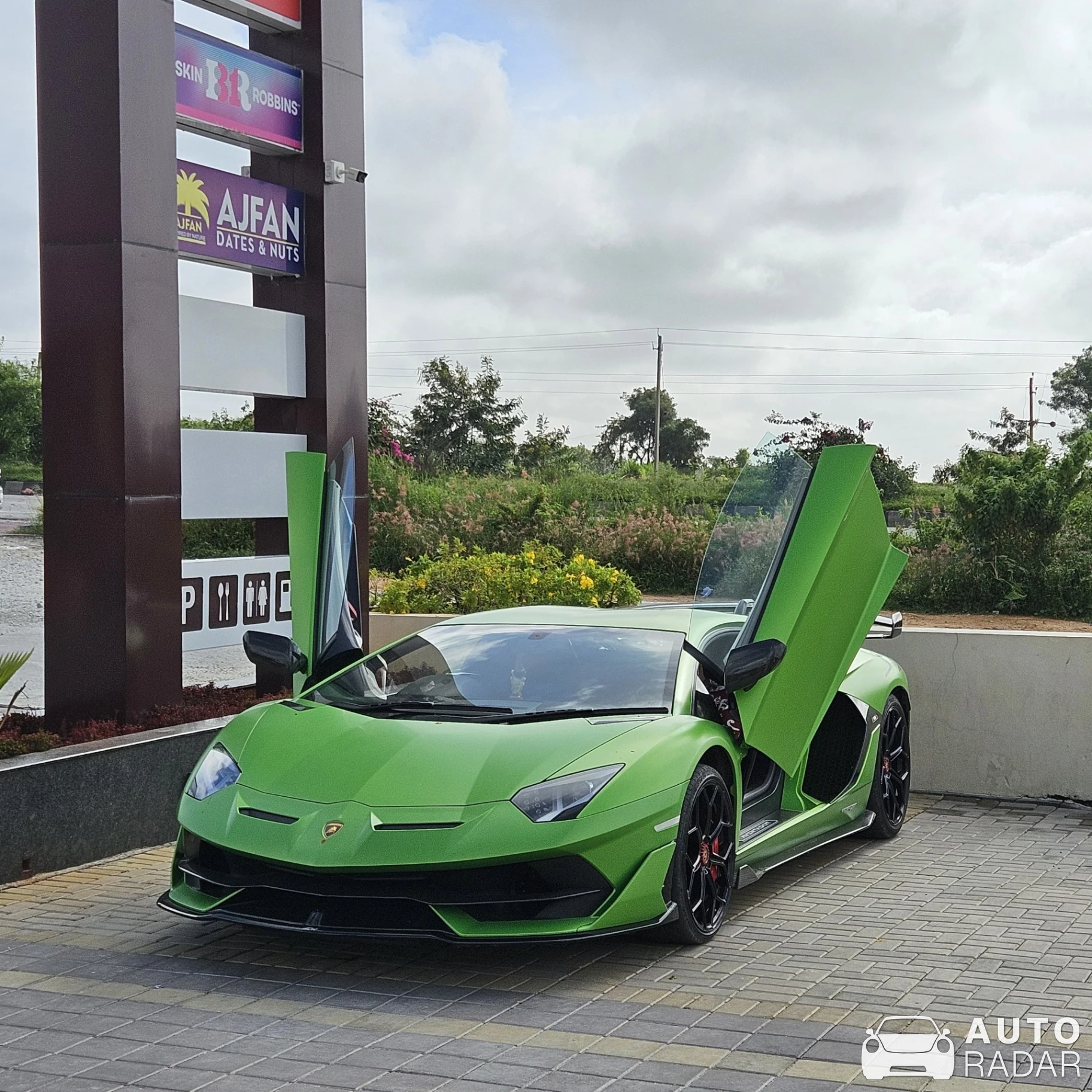 Lamborghini Aventador LP770-4 SVJ spotted in Peresandra, India