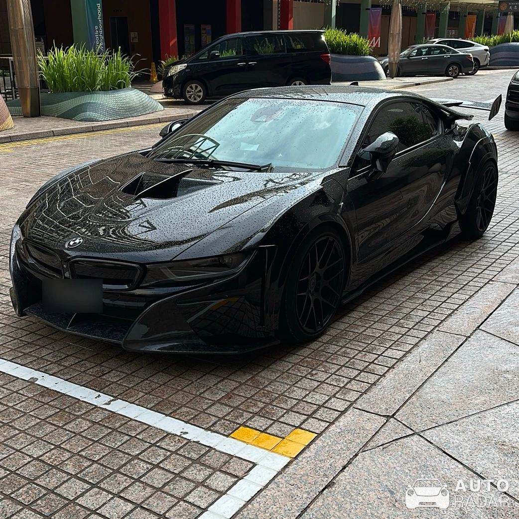 BMW i8 Liberty Walk spotted in Singapore
