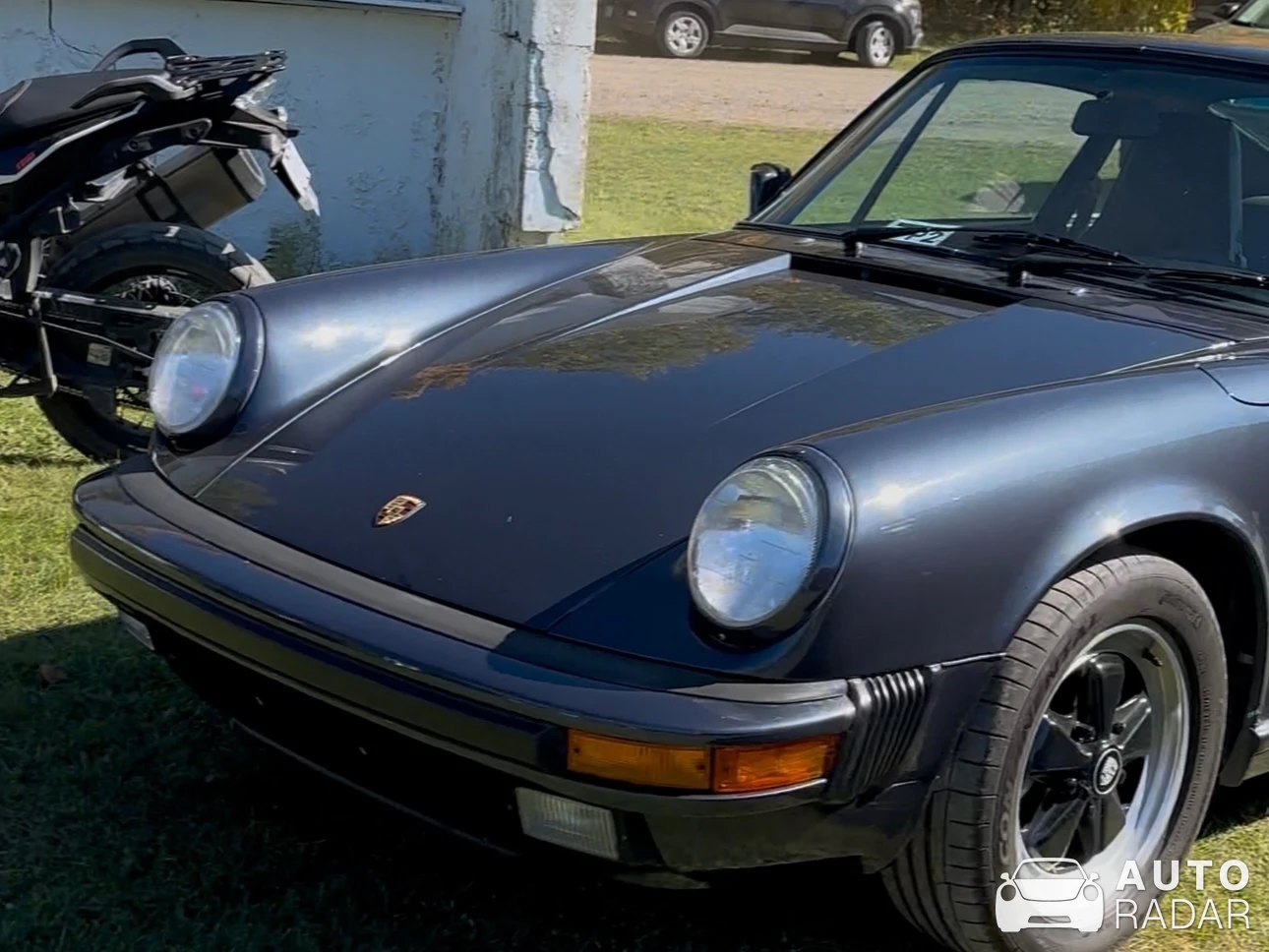 Porsche 964 Turbo S 3.6 spotted in Mont-Tremblant