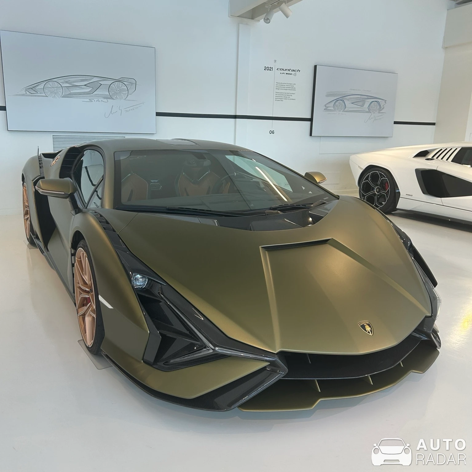 Lamborghini Sián FKP 37 spotted in Sant'Agata Bolognese, Italie